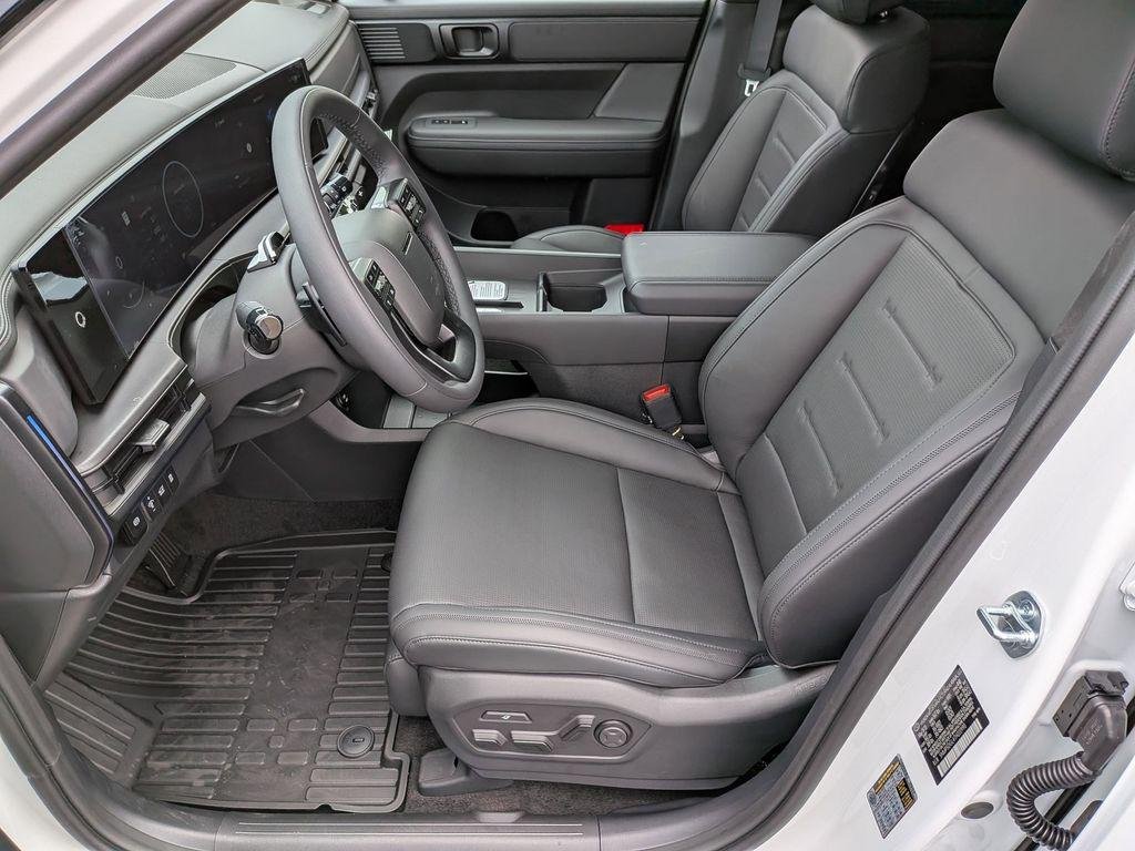 New 2026 White Hyundai Calligraphy AWD image 11