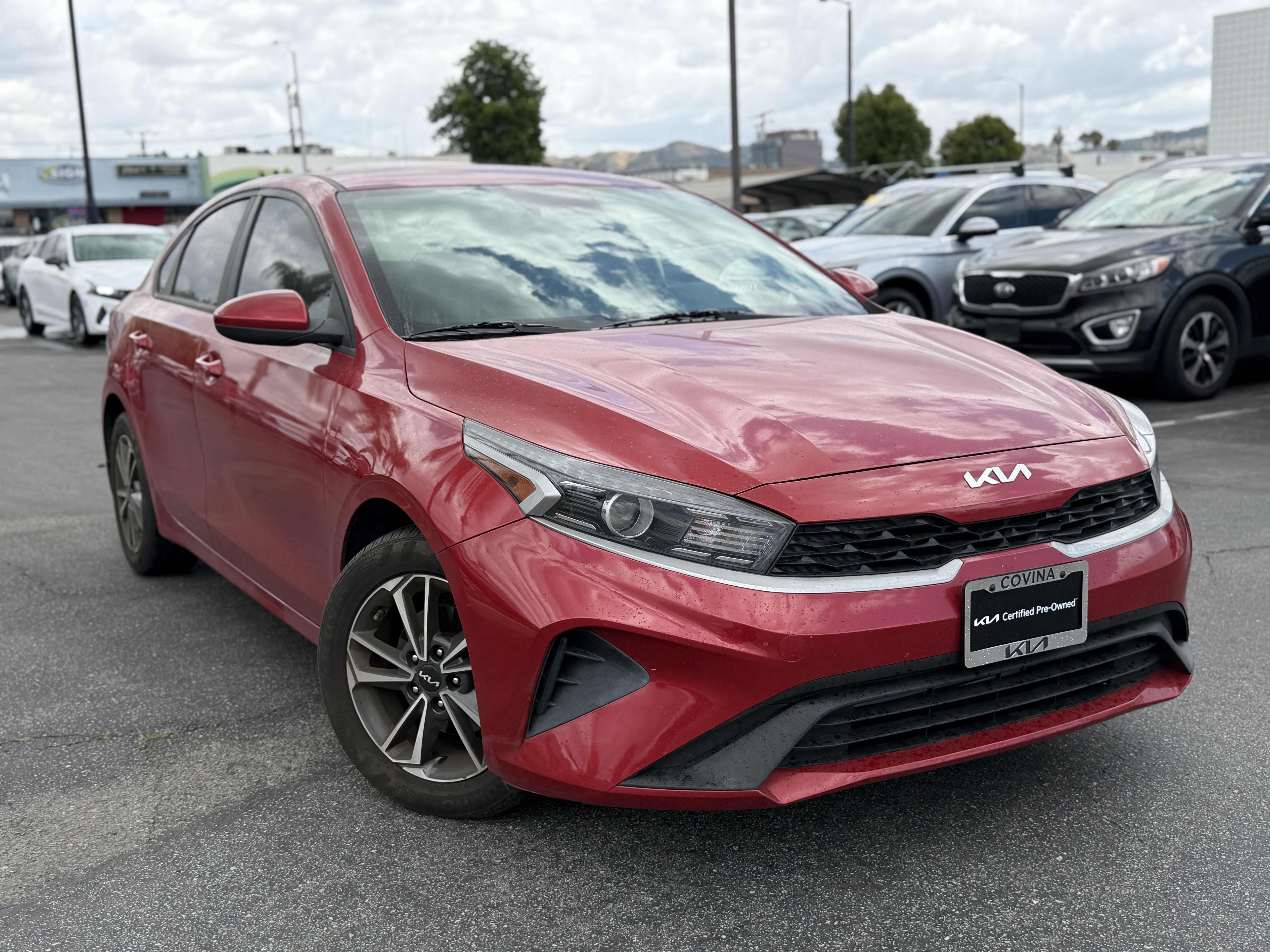 2023 Kia Forte LXS AT's photo