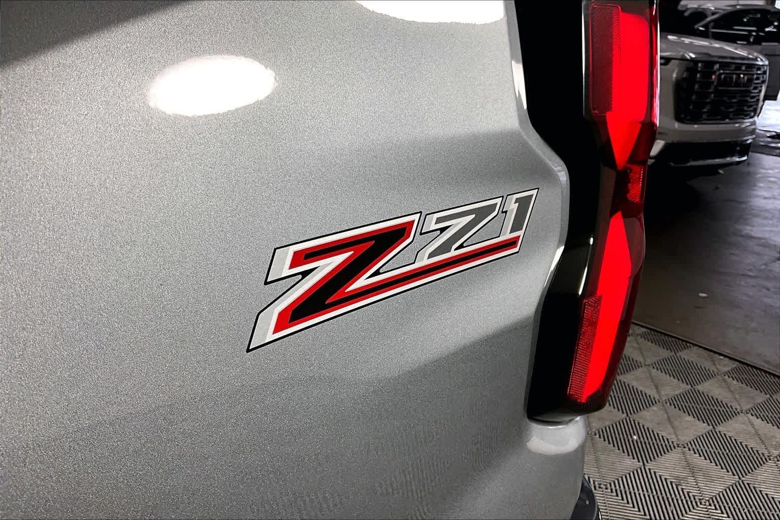 2024 Chevrolet Colorado Z71 - Photo 10