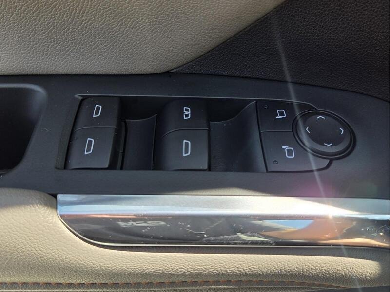 Used 2026 Summit White CHEVROLET FWD 4DR LT W/1LT image 25