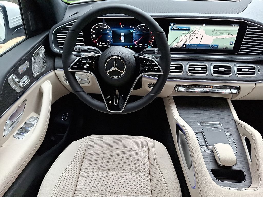 2025 Mercedes-Benz GLE GLE450 - Photo 11
