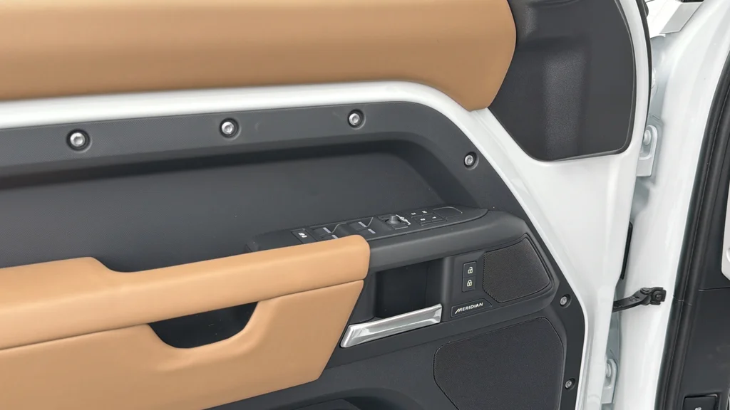 New 2026 White Land Rover S image 21