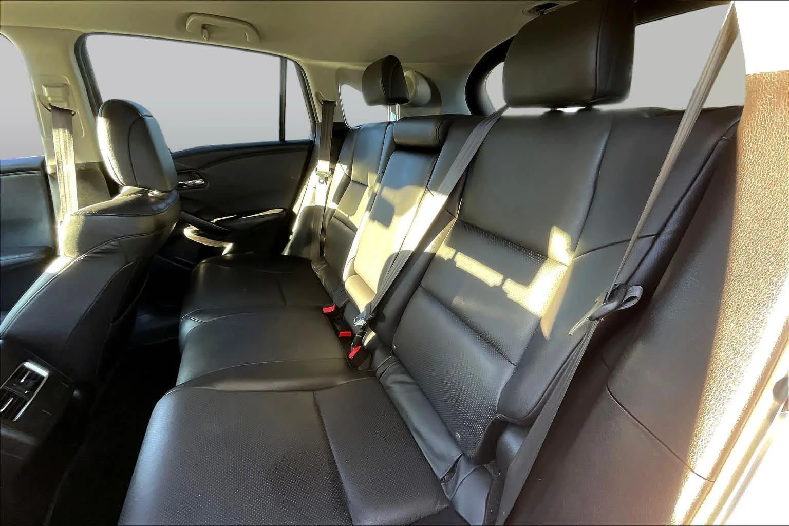 Used 2016 Slate Silver Metallic Acura Tech Pkg image 19
