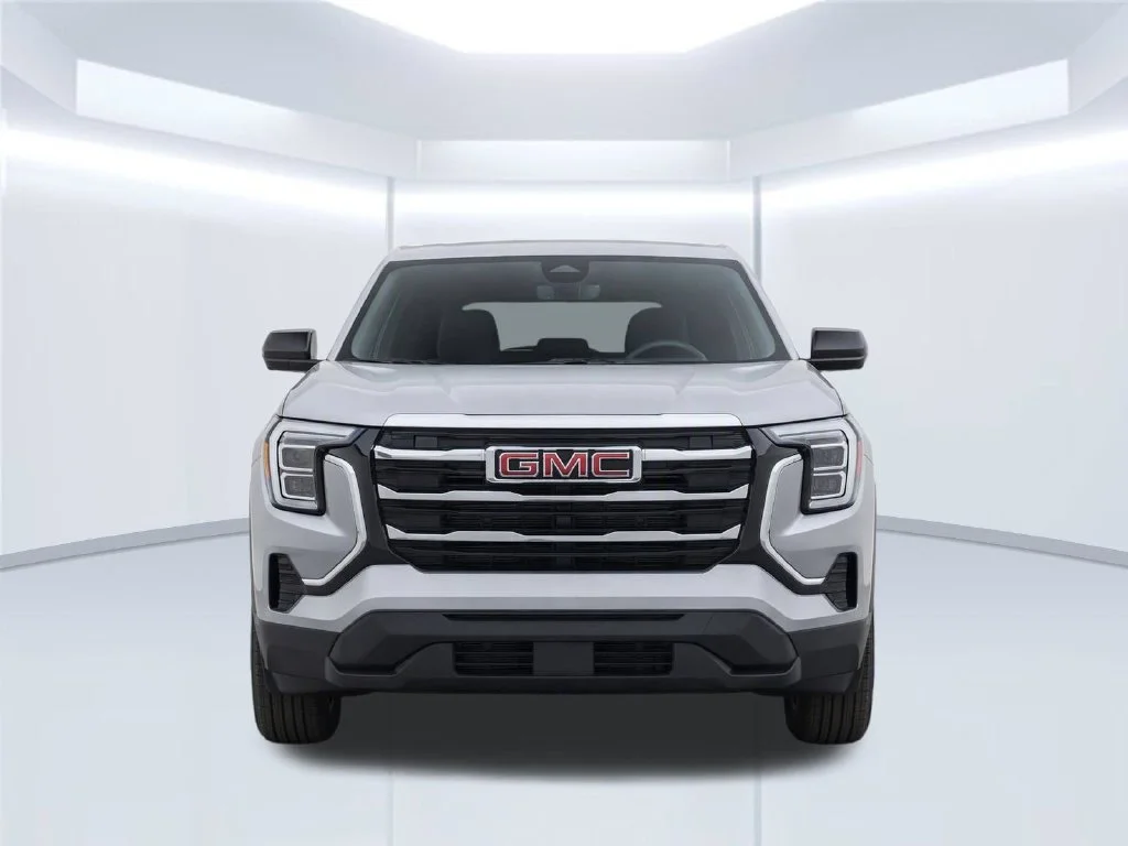 Certified Used 2025 Silver GMC Elevation image 7