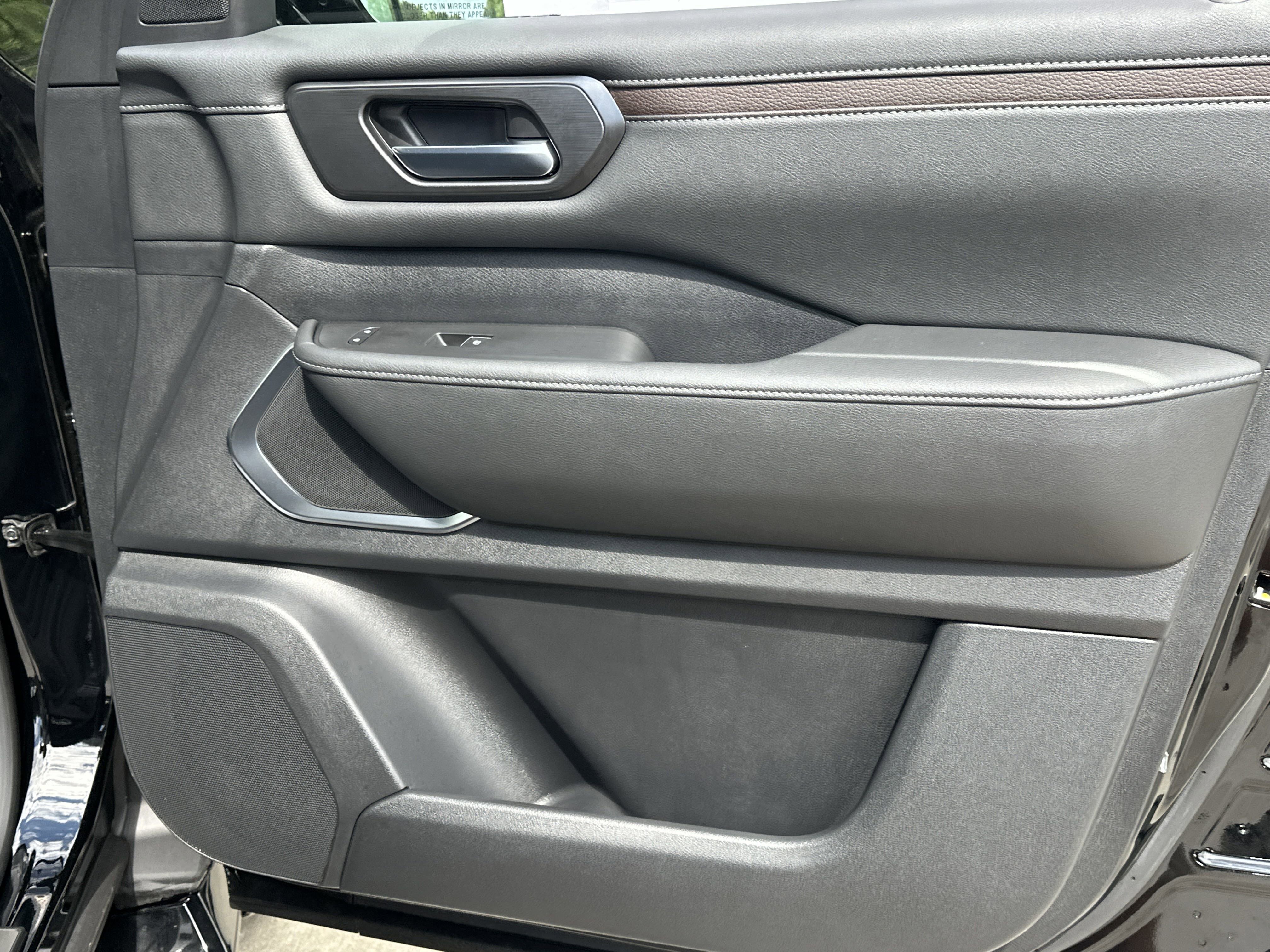 2025 Nissan Armada Platinum Reserve - Photo 15