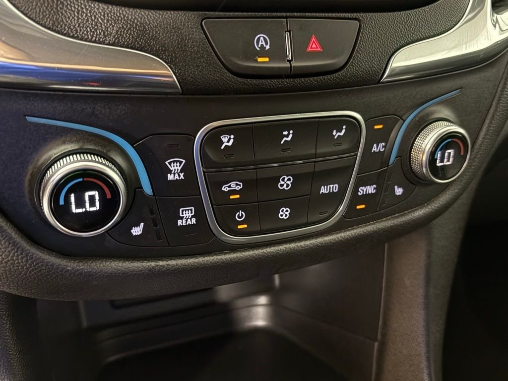 Used 2024 White Chevrolet LT image 28