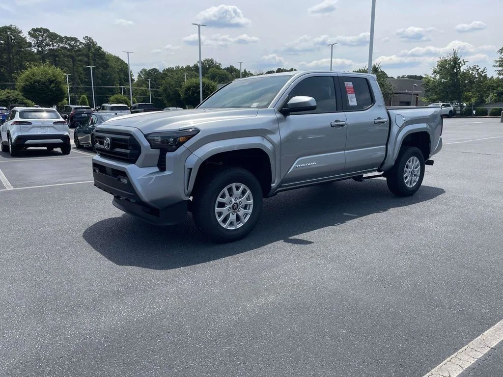New 2026 Silver Toyota SR5 image 4