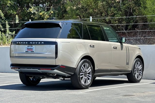 New 2026 Batumi Gold Land Rover SE image 5