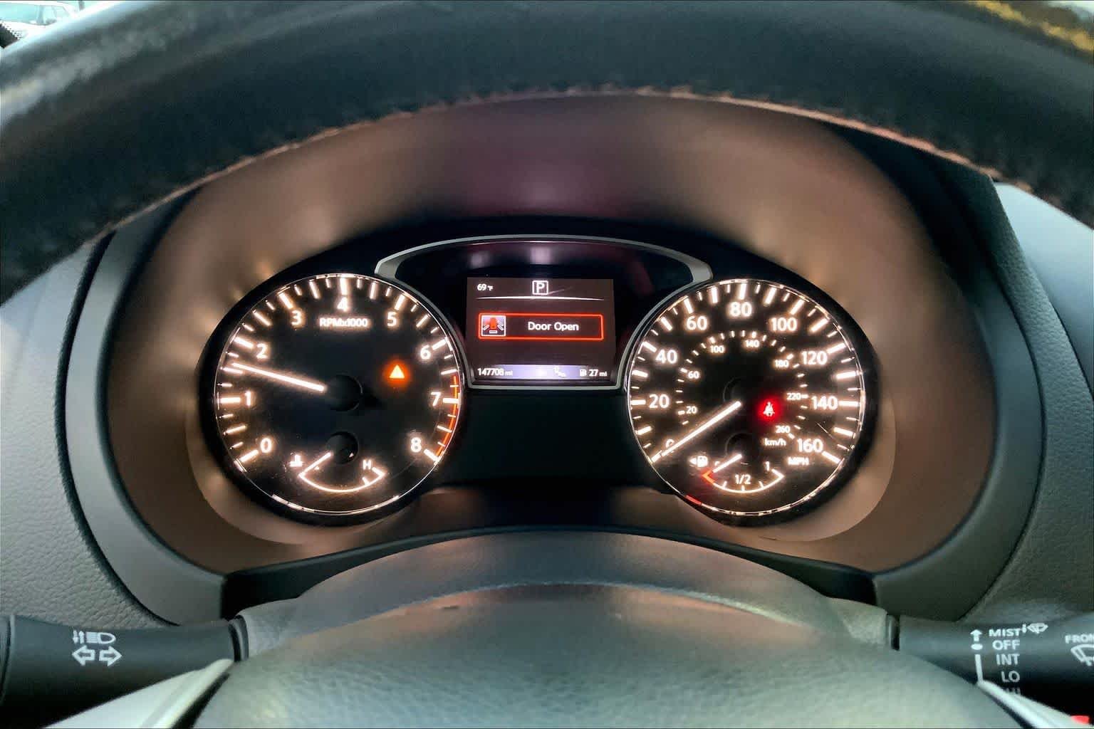 Used 2016 Gun Metallic Nissan 2.5 SV image 21