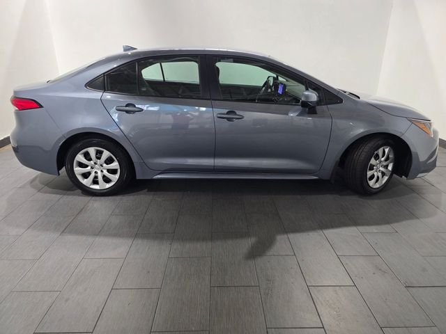 Used 2024  Toyota LE image 6