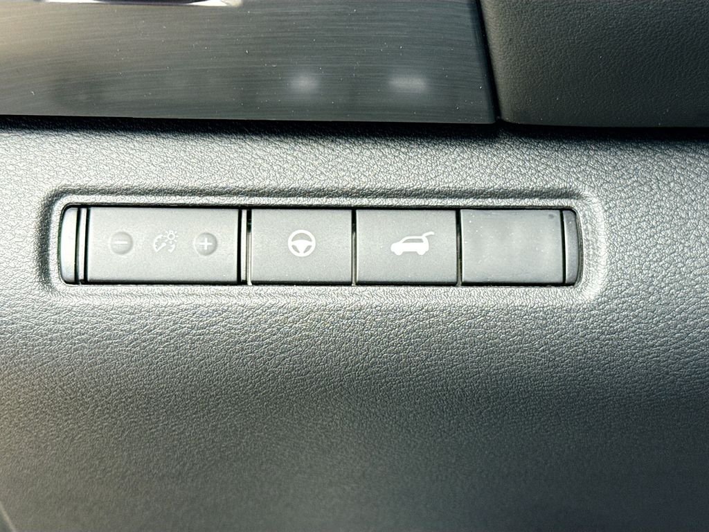 Used 2025 Super Black Nissan SL image 10
