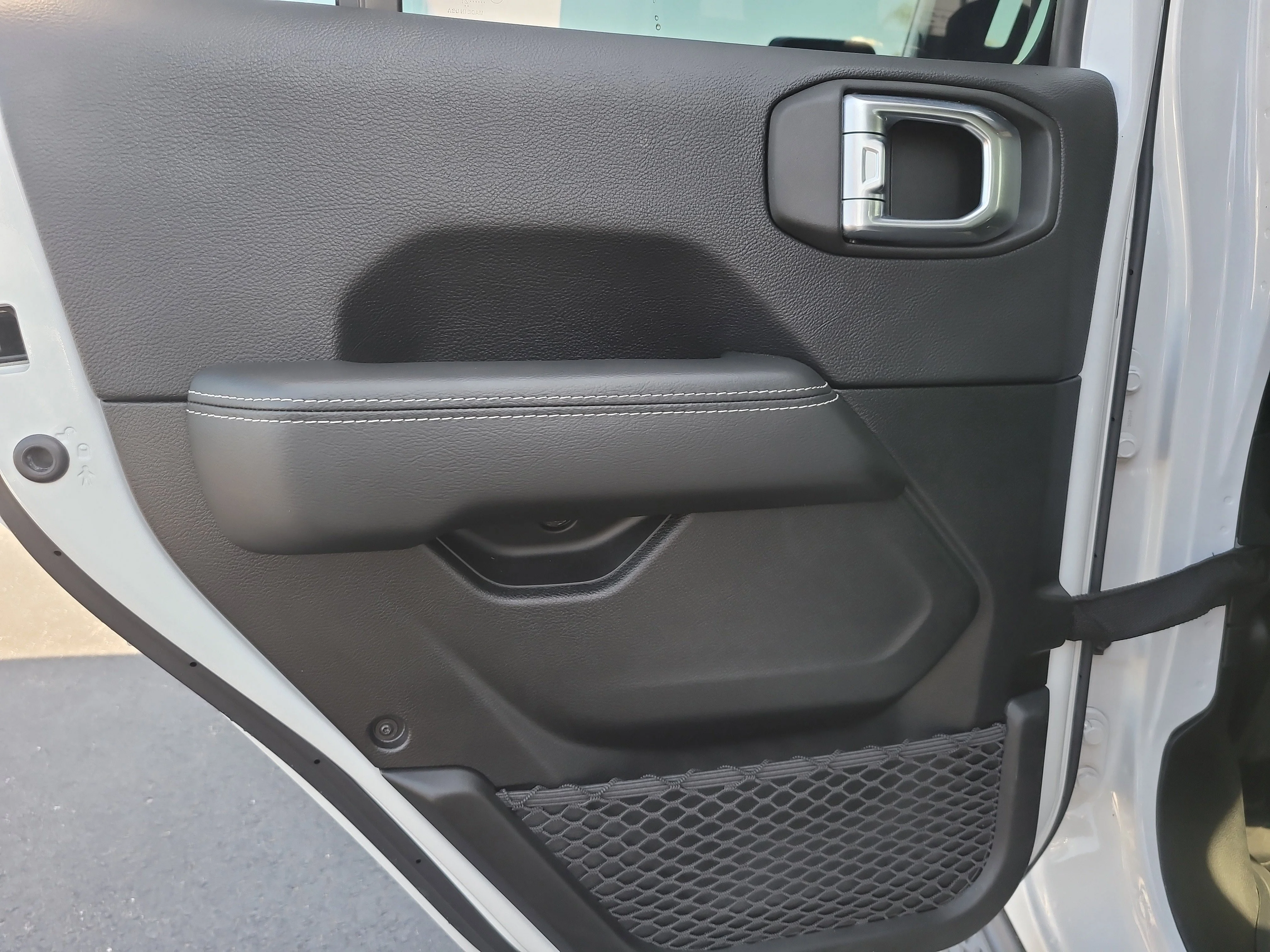 Used 2021 Bright White Clearcoat Jeep Overland image 11