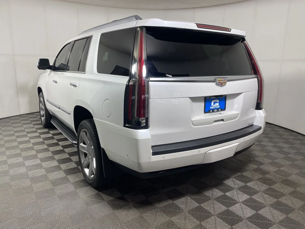 Used 2019 White Cadillac Premium Luxury image 5