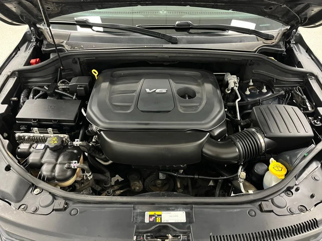 Used 2016 Gray Jeep Limited image 64