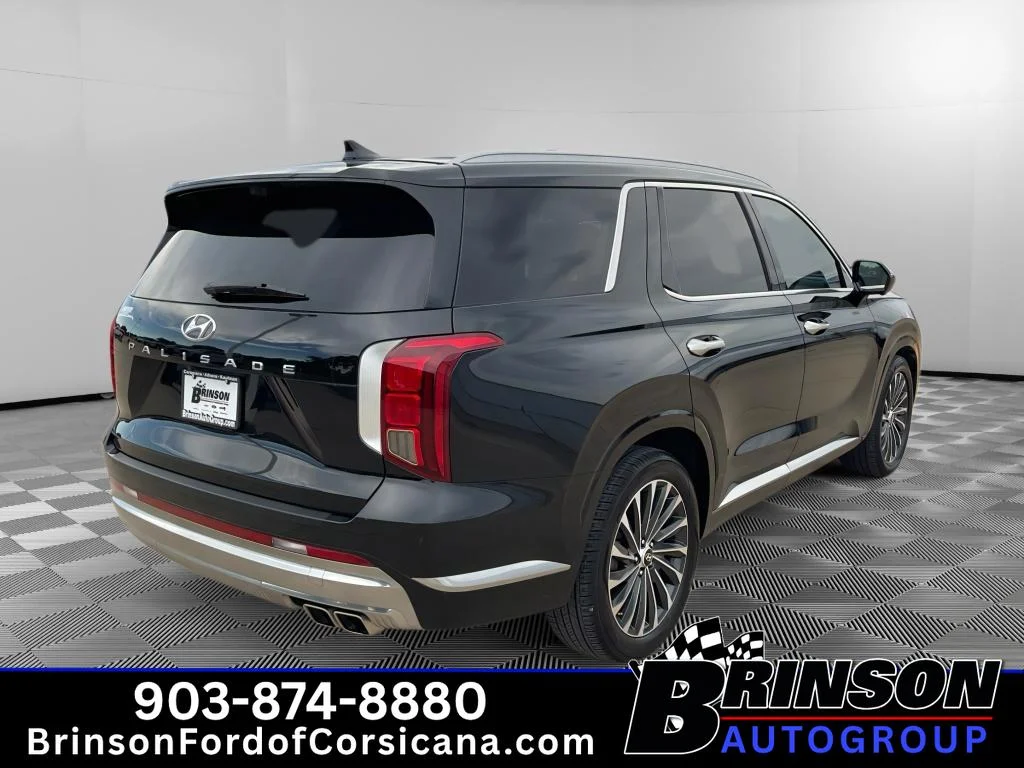 Used 2023 Abyss Black Pearl Hyundai Calligraphy image 7