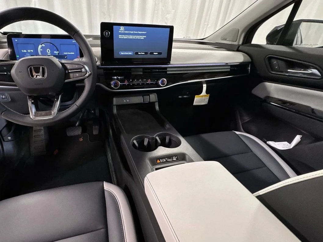 New 2026 Frostline White Pearl Honda Touring image 16