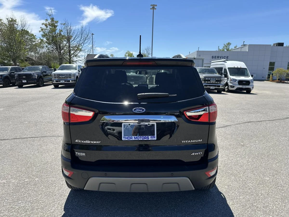Used 2022 Black Ford Titanium 4wd image 6