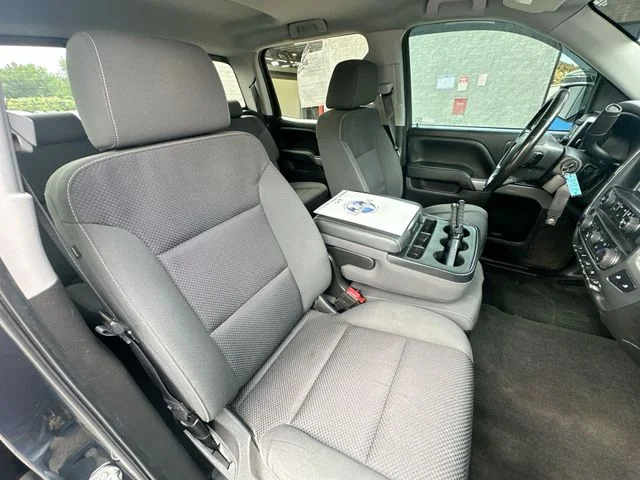 Used 2018 Gray Chevrolet LT image 25