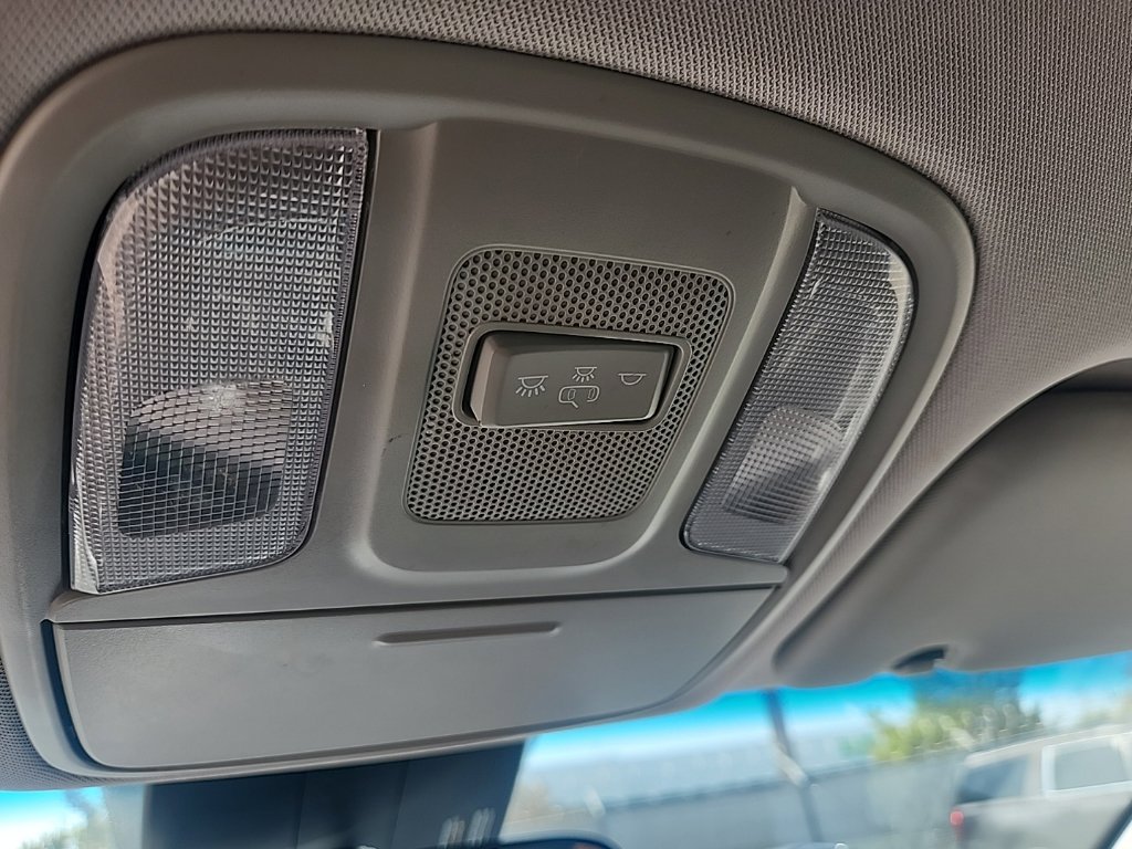 Certified Used 2022 Sparkling Silver Kia LX image 24
