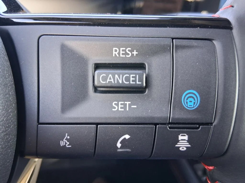 2026 Nissan KICKS SR - Photo 12