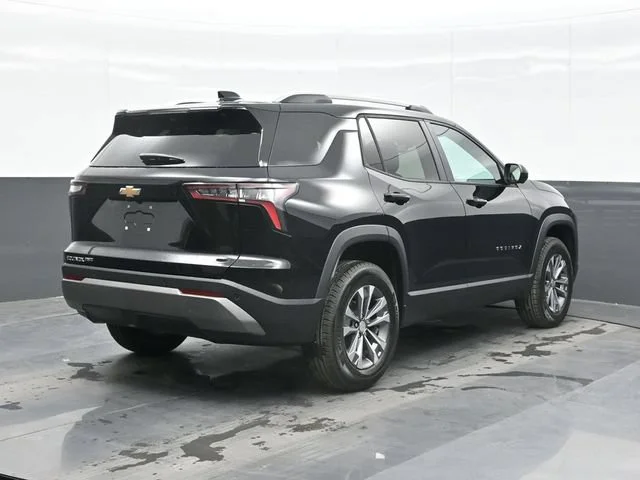 2027 Chevrolet Equinox LT - Photo 9