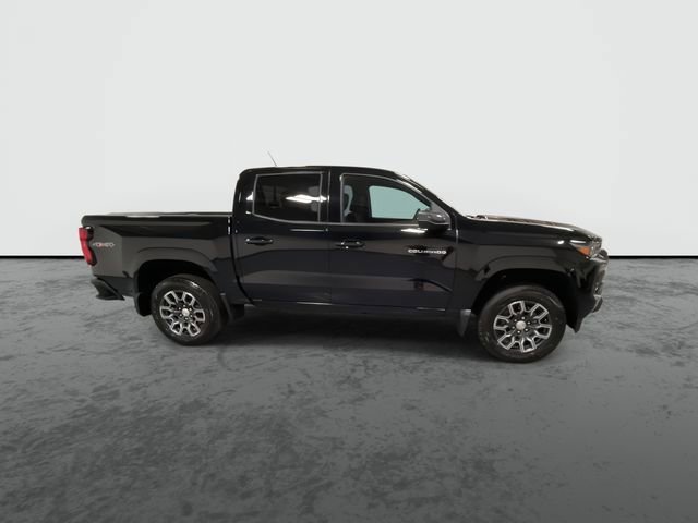 Used 2023 Black Chevrolet LT image 9