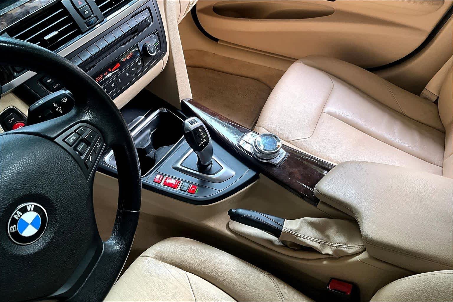 Used 2013 Alpine White BMW 328i image 15
