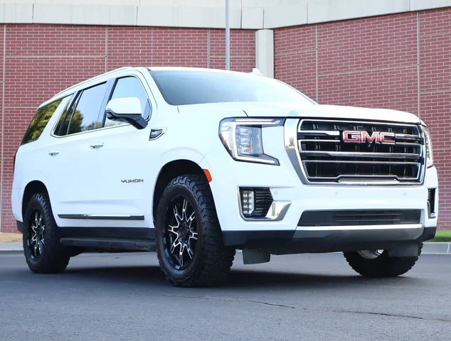 2022 GMC Yukon SLT