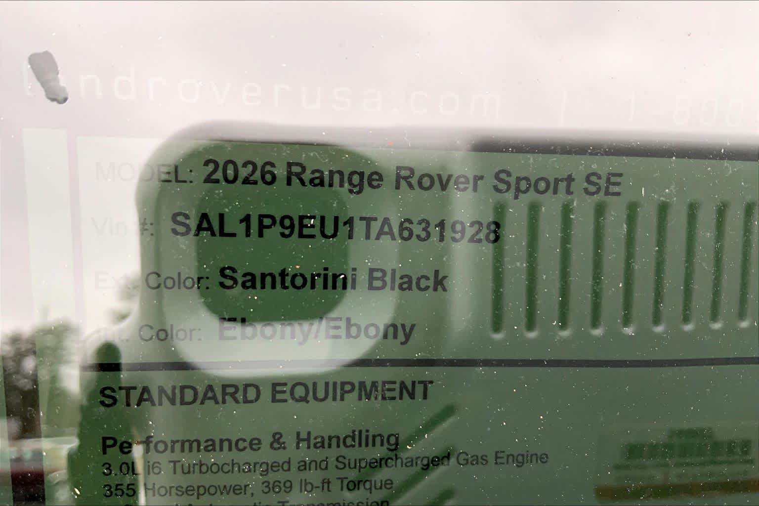 New 2026 Santorini Black Land Rover SE image 6