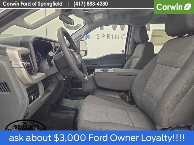 New 2026 Oxford White Ford F-250® XL image 23