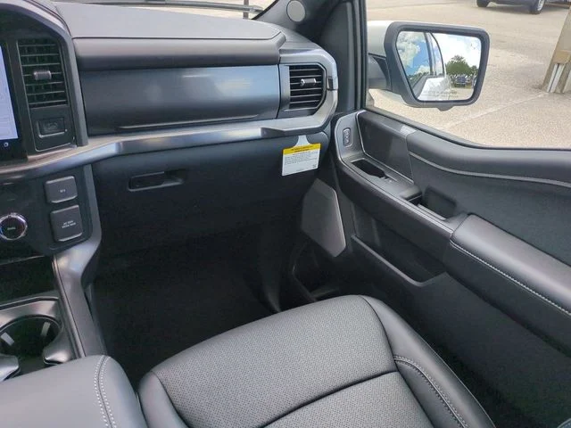 New 2026 Star White Metallic Tri-Coat Ford Lariat® image 17