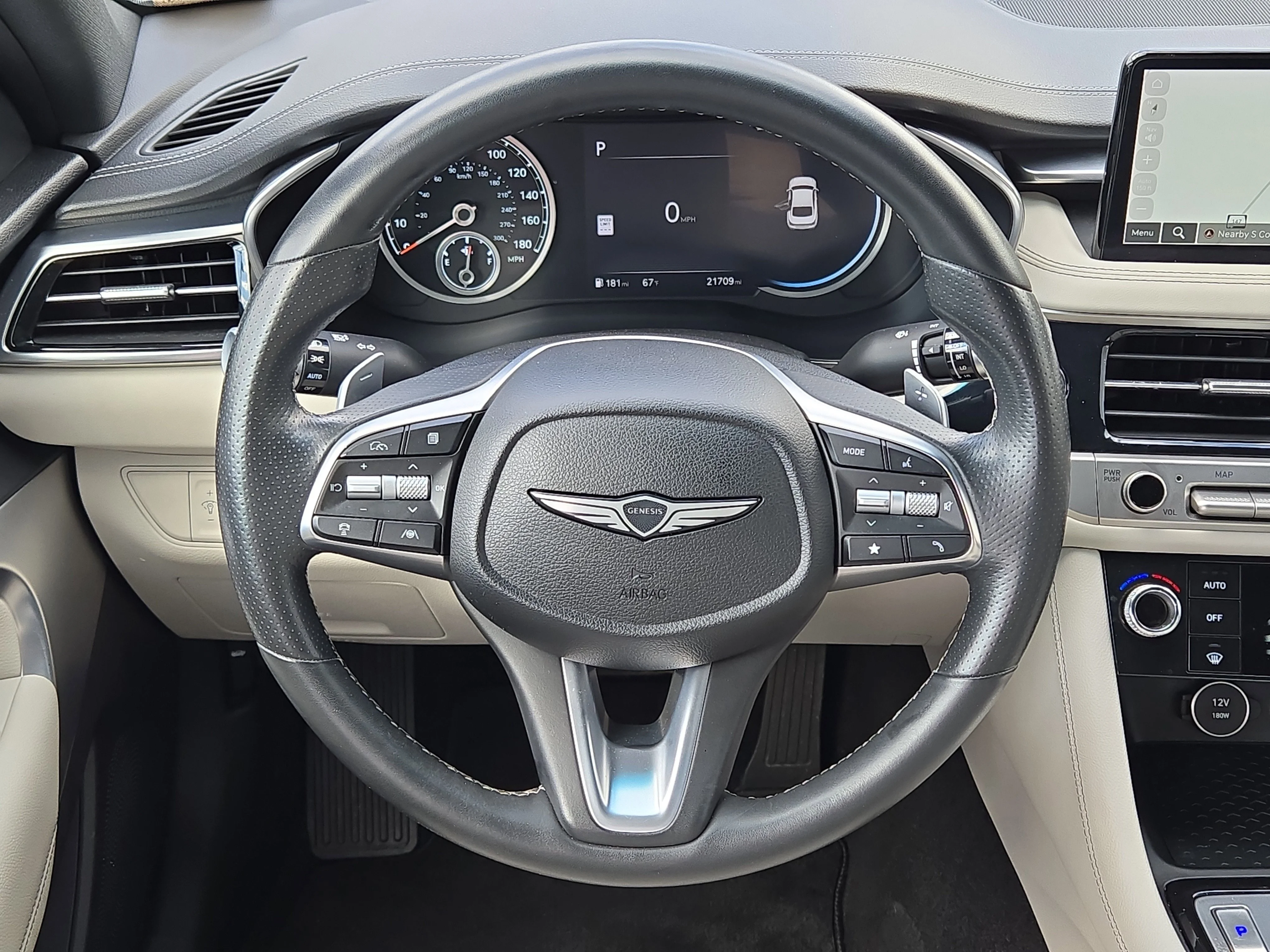 2025 GENESIS G70 Standard - Photo 17