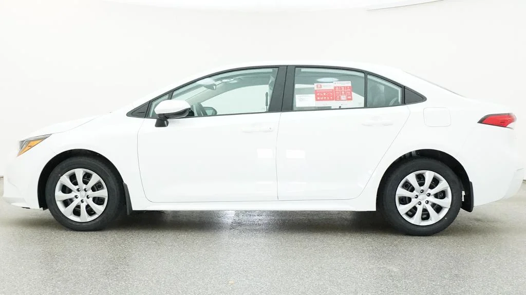 New 2026 Ice Cap Toyota LE image 2