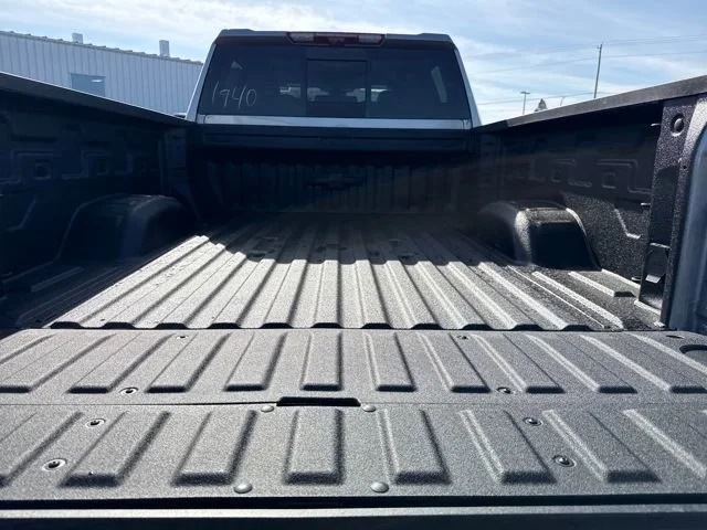 New 2026 Sterling Gray Metallic Chevrolet High Country image 26