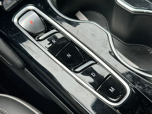 Used 2021 Black Buick Essence image 18