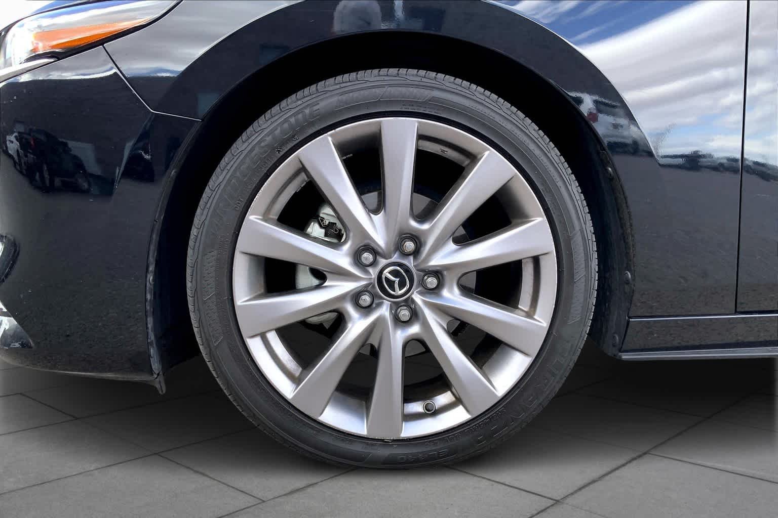 Used 2019 Jet Black Mica Mazda w/Premium Pkg image 10