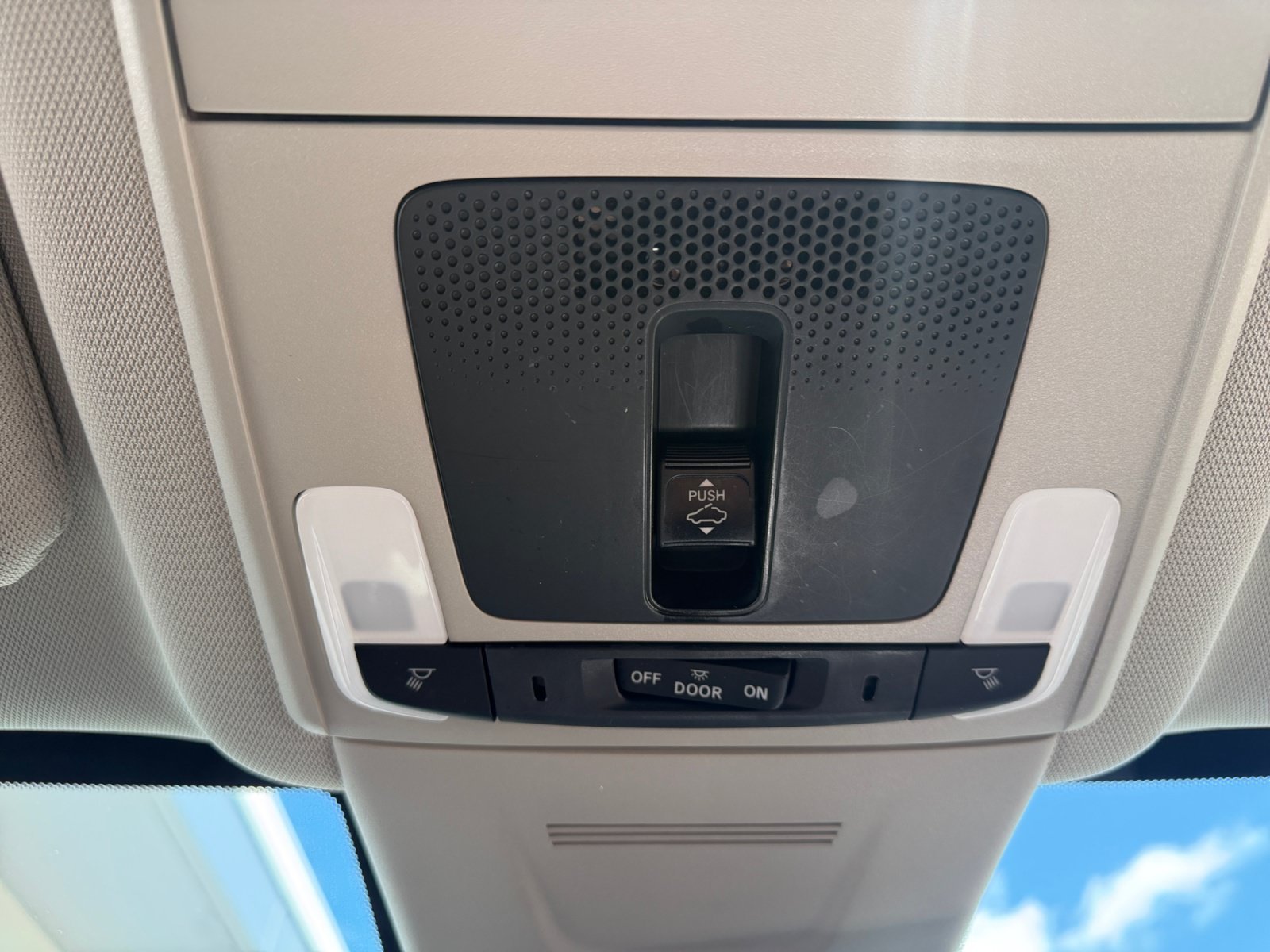 2025 Honda CR-V EX - Photo 27