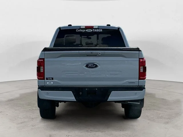 Used 2021  Ford XLT image 4