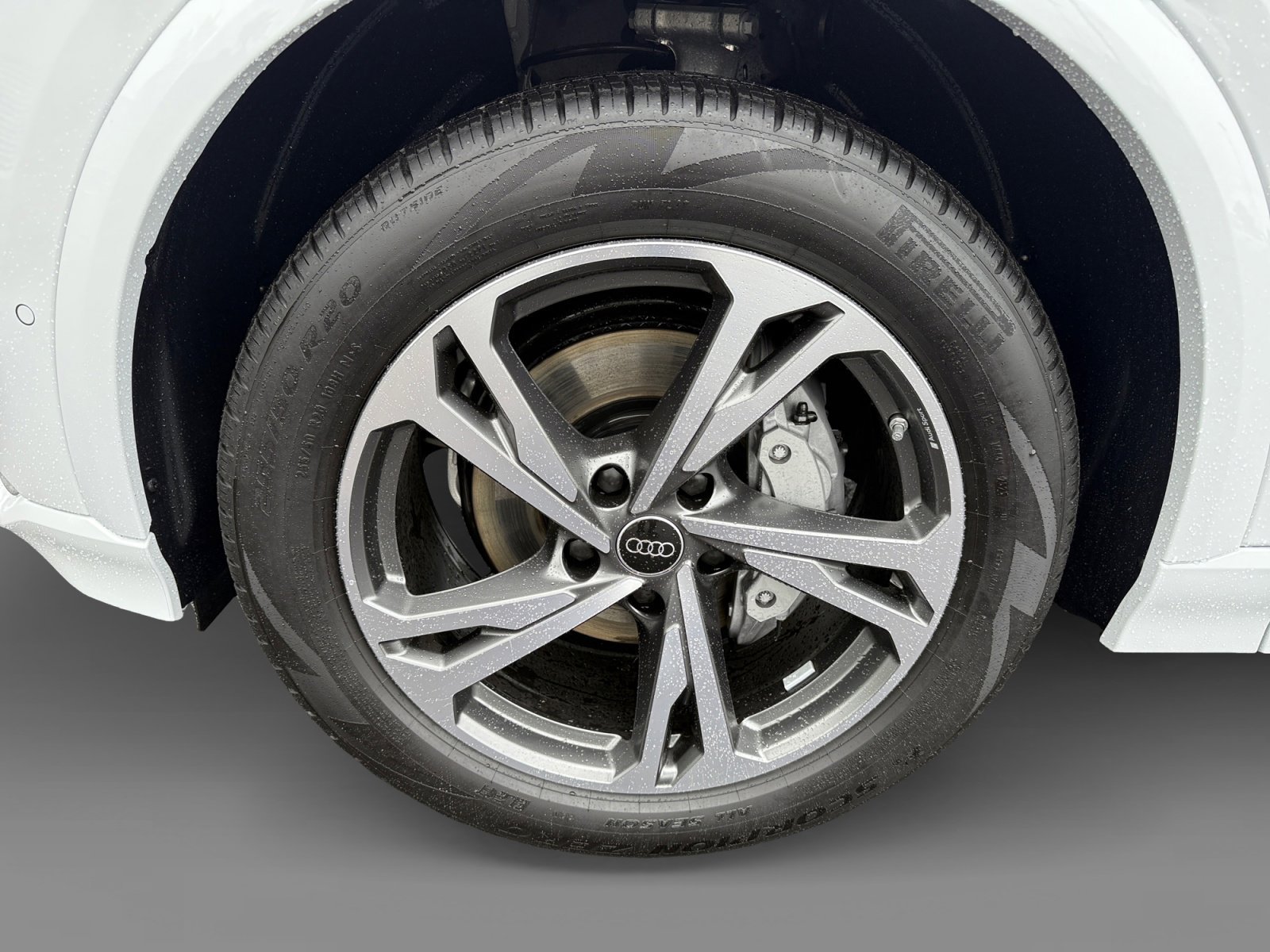 New 2027 GLACIER WHITE Audi Premium Plus quattro image 9
