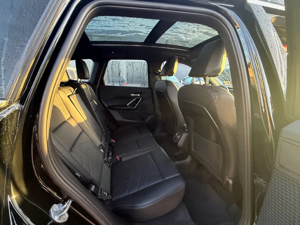 Used 2024 Black BMW xDrive28i image 18