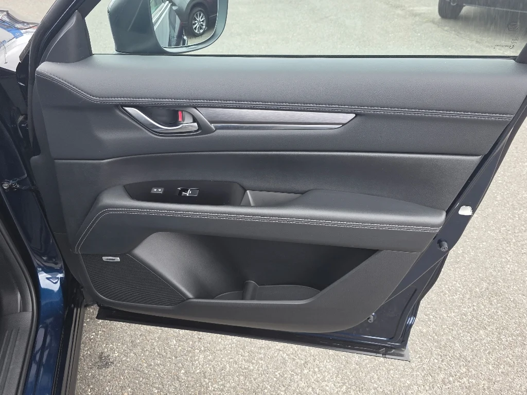 Used 2025 Deep Crystal Blue Mica Mazda 2.5 S Premium Plus Package image 20