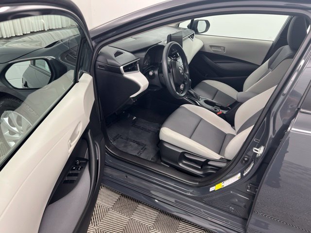 Used 2023  Toyota LE image 10
