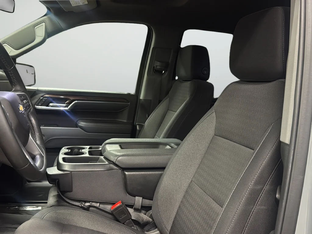 Used 2024 Gray Chevrolet LT image 10