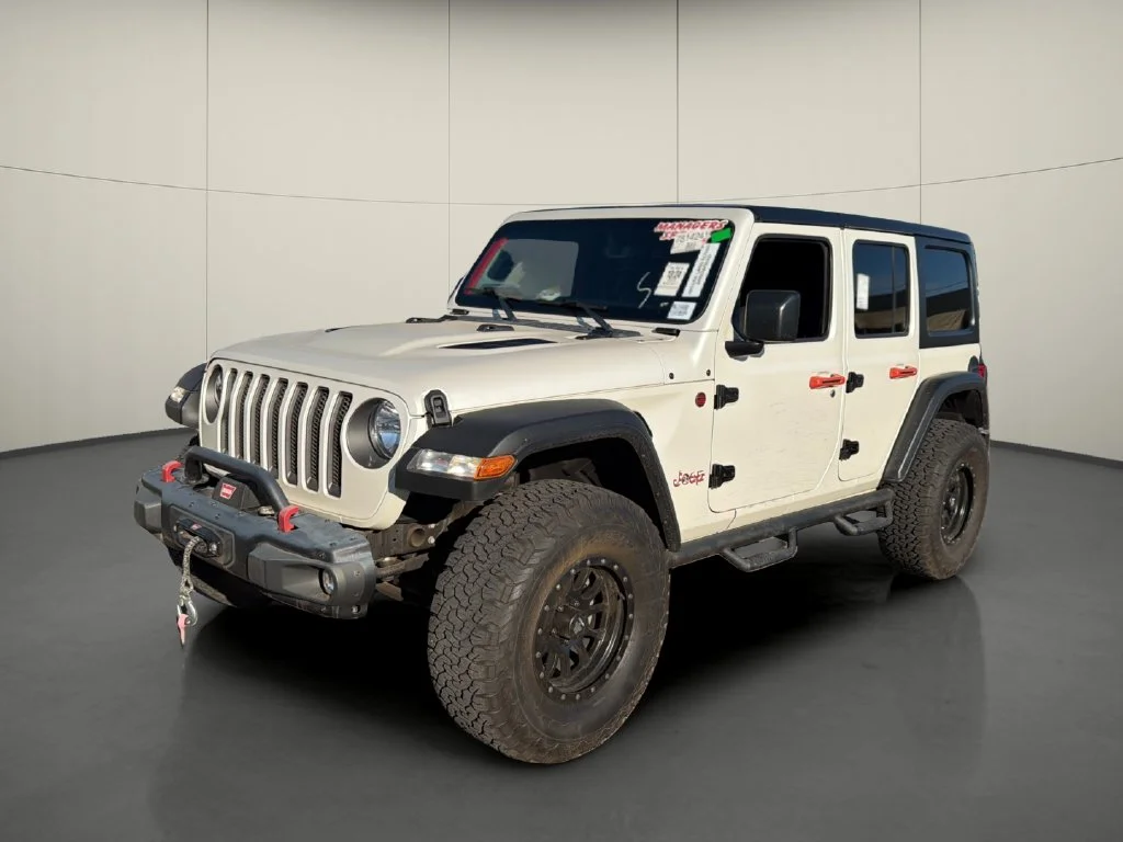 Used 2023 Red Jeep Rubicon image 3
