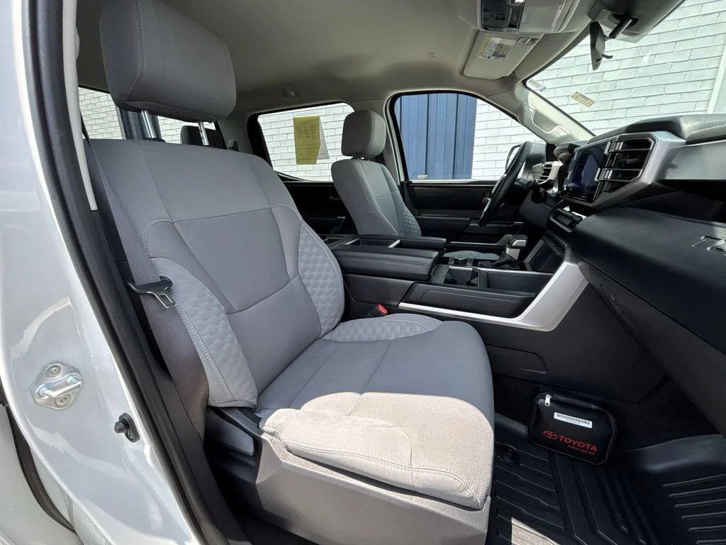 Used 2024 White Toyota SR5 image 26
