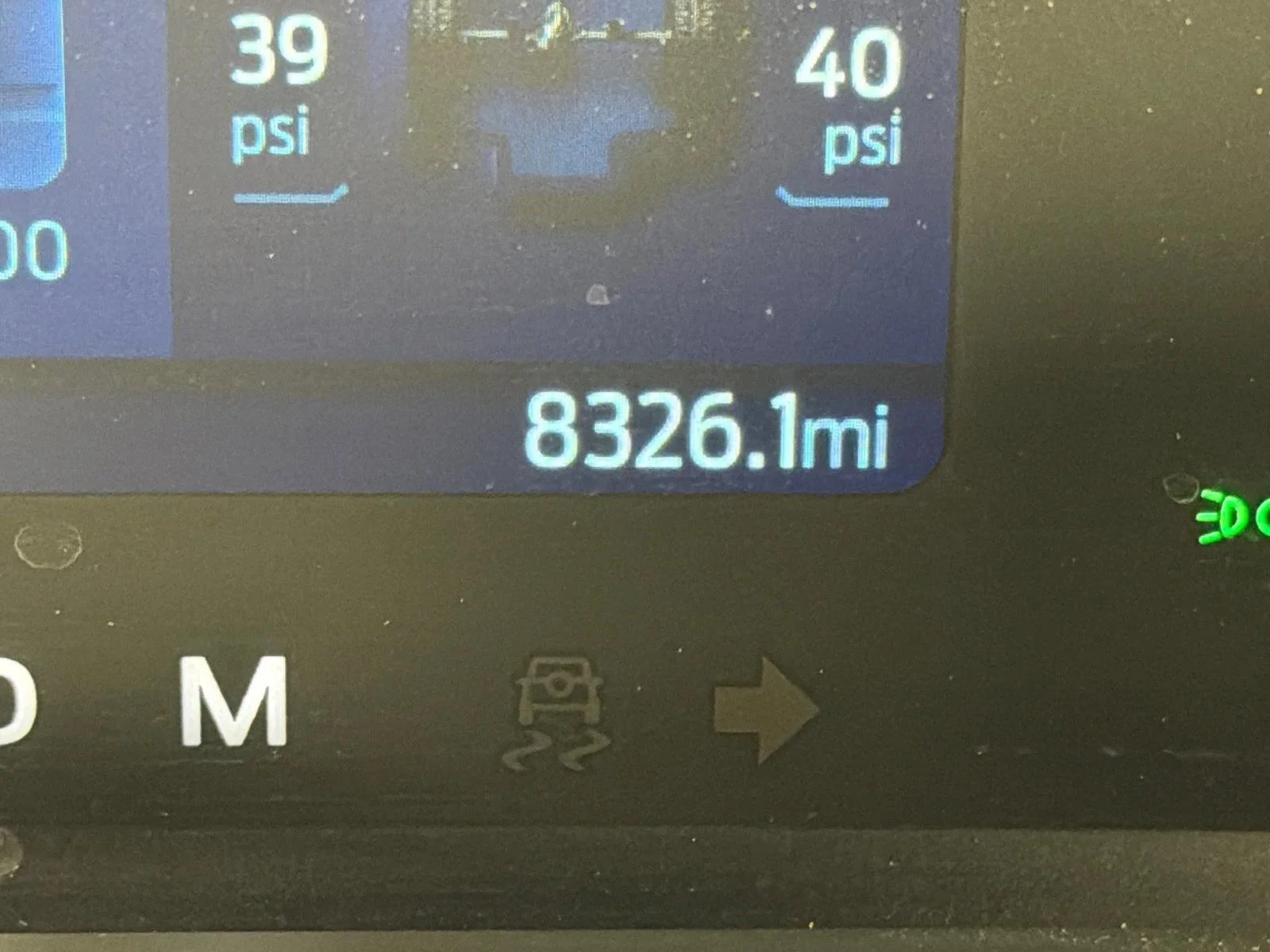 Used 2024 Gray Ford Badlands image 29