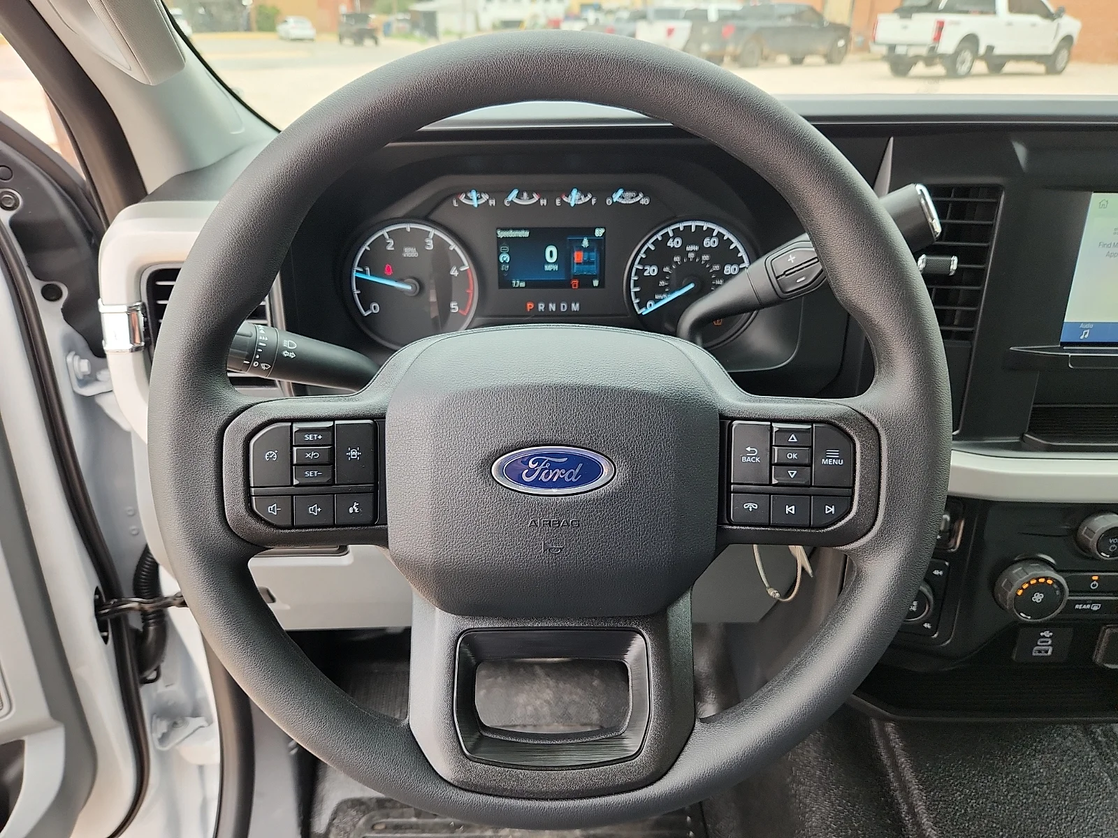 New 2026 Oxford White Ford XL image 21