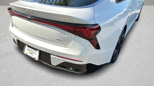 Used 2025 White Kia GT-Line image 38