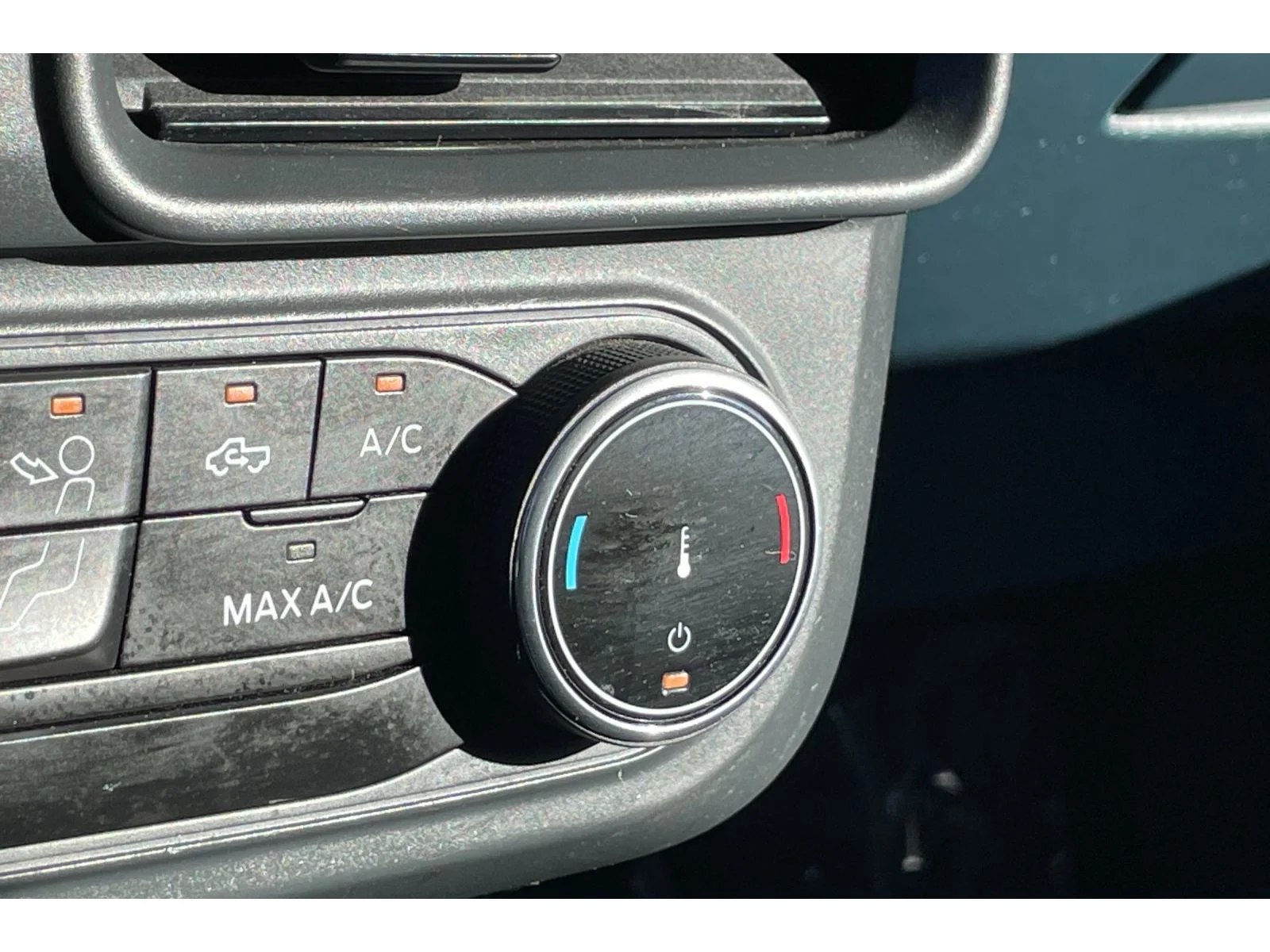 Used 2024 Carbonized Gray Metallic Ford XL image 27