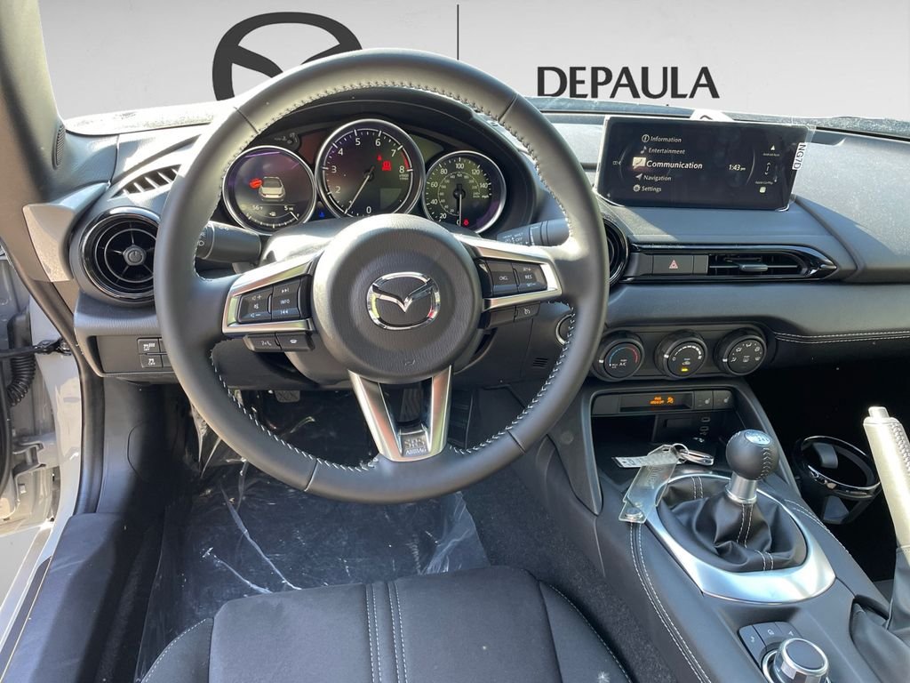 2026 Mazda MX-5 Miata Club - Photo 9